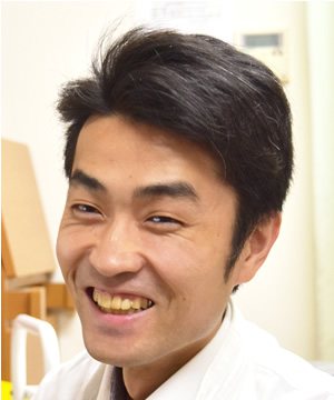 股関節と膝の痛み 竹島 憲一郎 足 膝 股関節は互いに影響しあっています どこかが悪くなることで 他の関節や脊椎に影響が出ることもあります 治療では痛いところだけではなく 全体的に診る視点が大切です