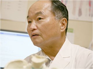 福岡山王病院 院長 （福岡大学名誉教授） 内藤 正俊 先生