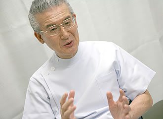 天野整形外科 天野 敏夫 先生