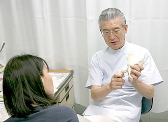 天野整形外科 天野 敏夫 先生