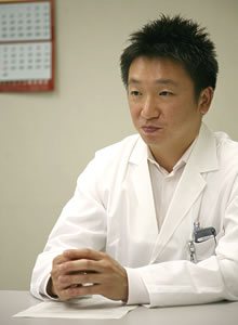 国立国際医療研究センター病院 齊藤 貴志 先生
